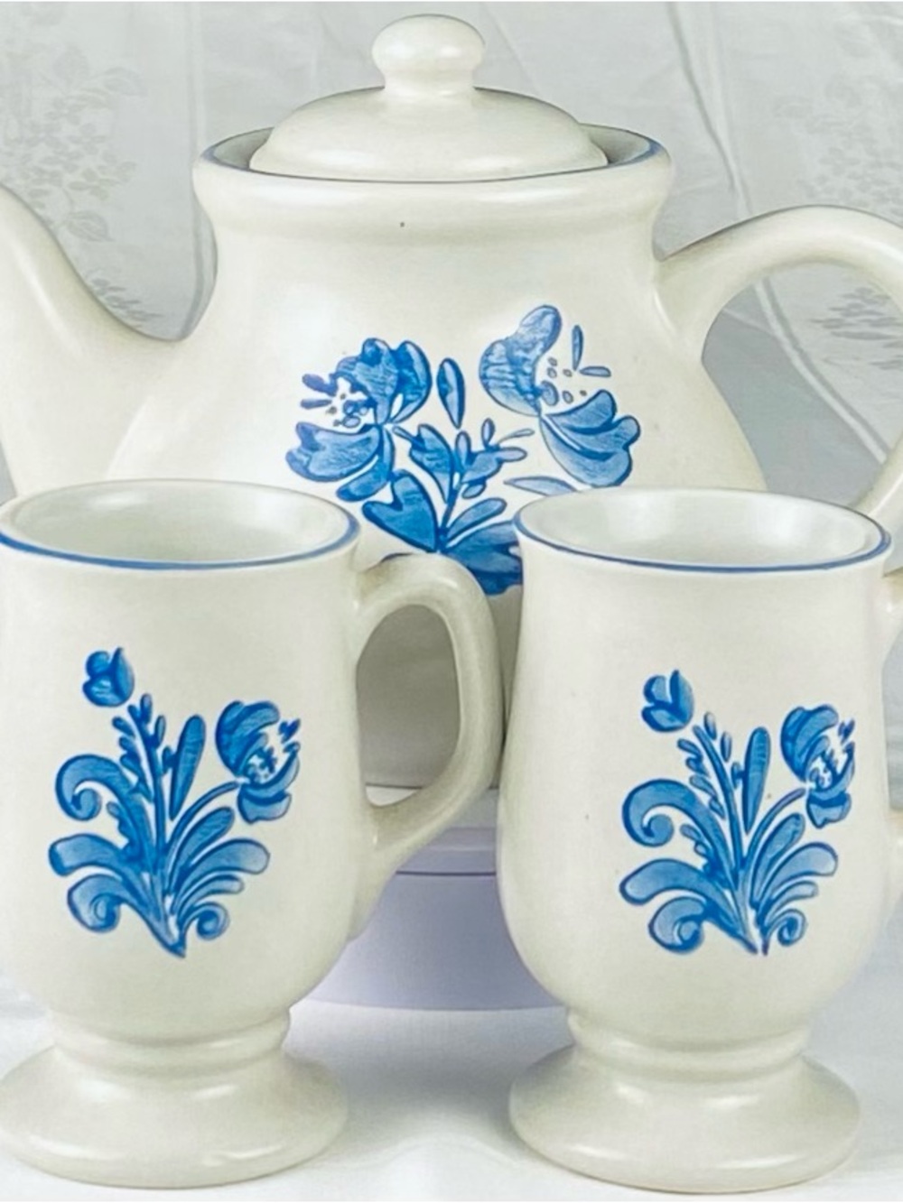 Vintage Pfaltzgraff York Town Teapot and Mugs Set with Blue Floral Design